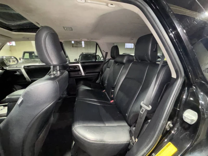 Toyota 4runner ПАНОРАМА* КАМЕРА* KEYLESS* КОЖА* , снимка 12 - Автомобили и джипове - 52722661