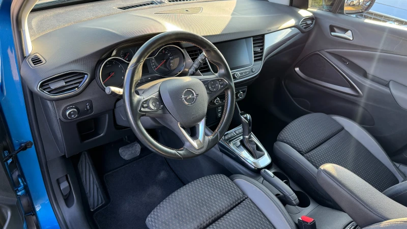 Opel Crossland X Автоматик, Внос Швейцария! PDC, Камера, LED, HBA, снимка 10 - Автомобили и джипове - 52873090
