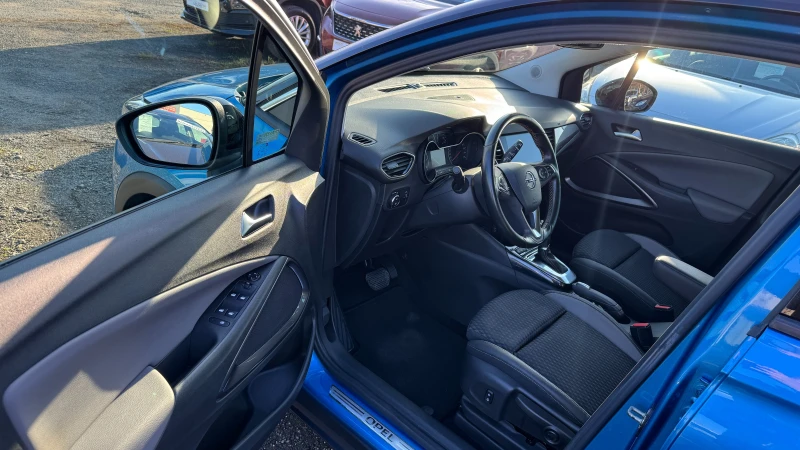 Opel Crossland X Автоматик, Внос Швейцария! PDC, Камера, LED, HBA, снимка 9 - Автомобили и джипове - 52873090