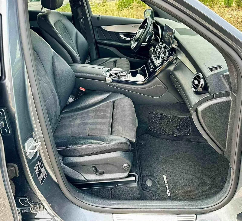 Mercedes-Benz GLC 250 AMG Line, снимка 10 - Автомобили и джипове - 53214931
