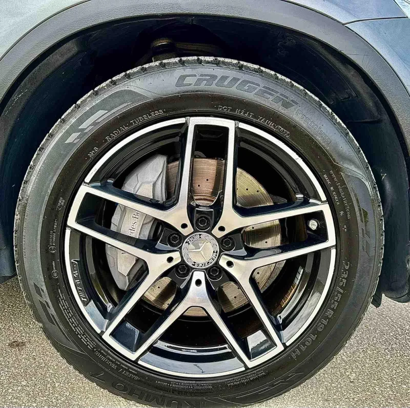 Mercedes-Benz GLC 250 AMG Line, снимка 15 - Автомобили и джипове - 53214931