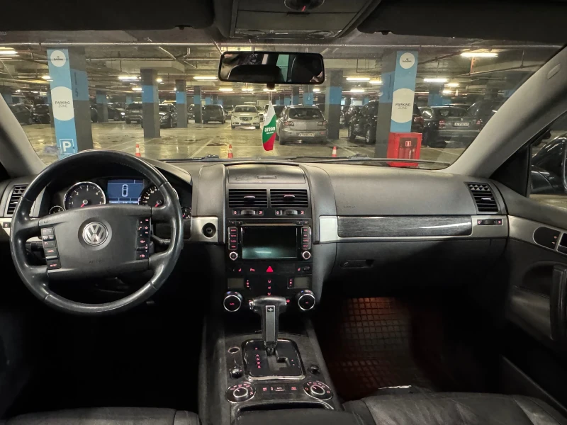 VW Touareg V6 TDI, снимка 4 - Автомобили и джипове - 53343988