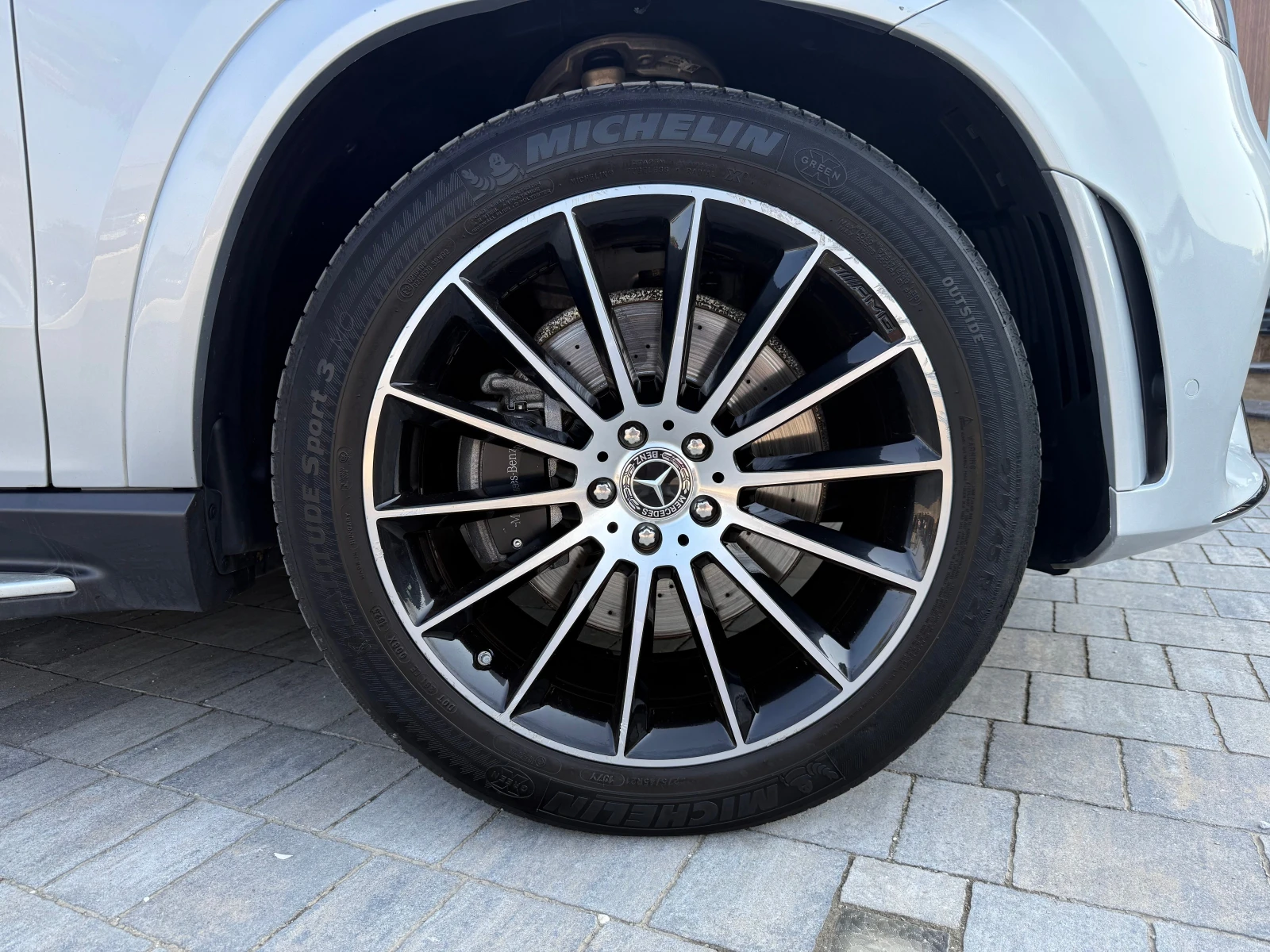Mercedes-Benz GLE 350 300d* AMG* 4Matic* PANORAMA - изображение 8