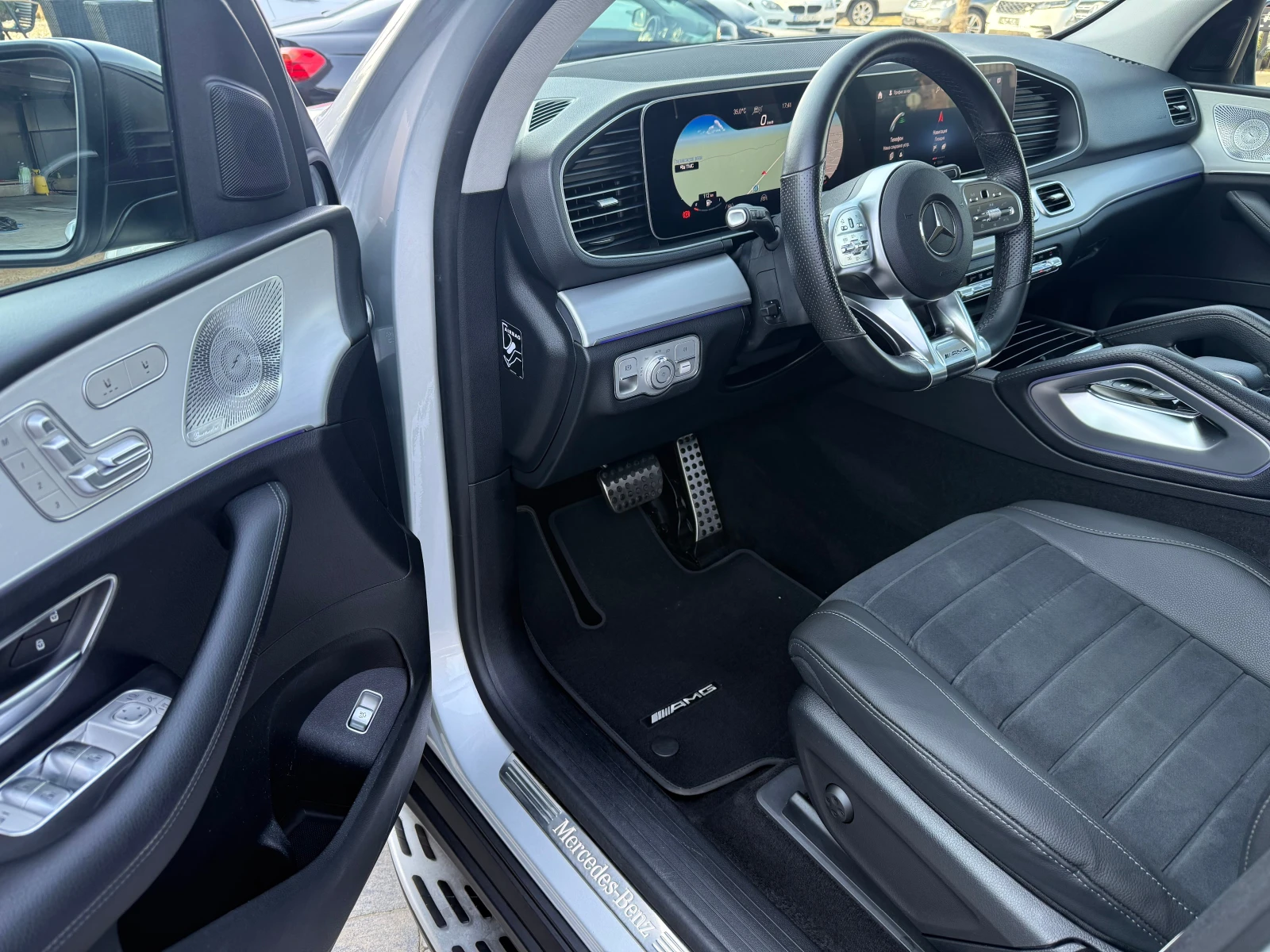 Mercedes-Benz GLE 350 300d* AMG* 4Matic* PANORAMA - изображение 9