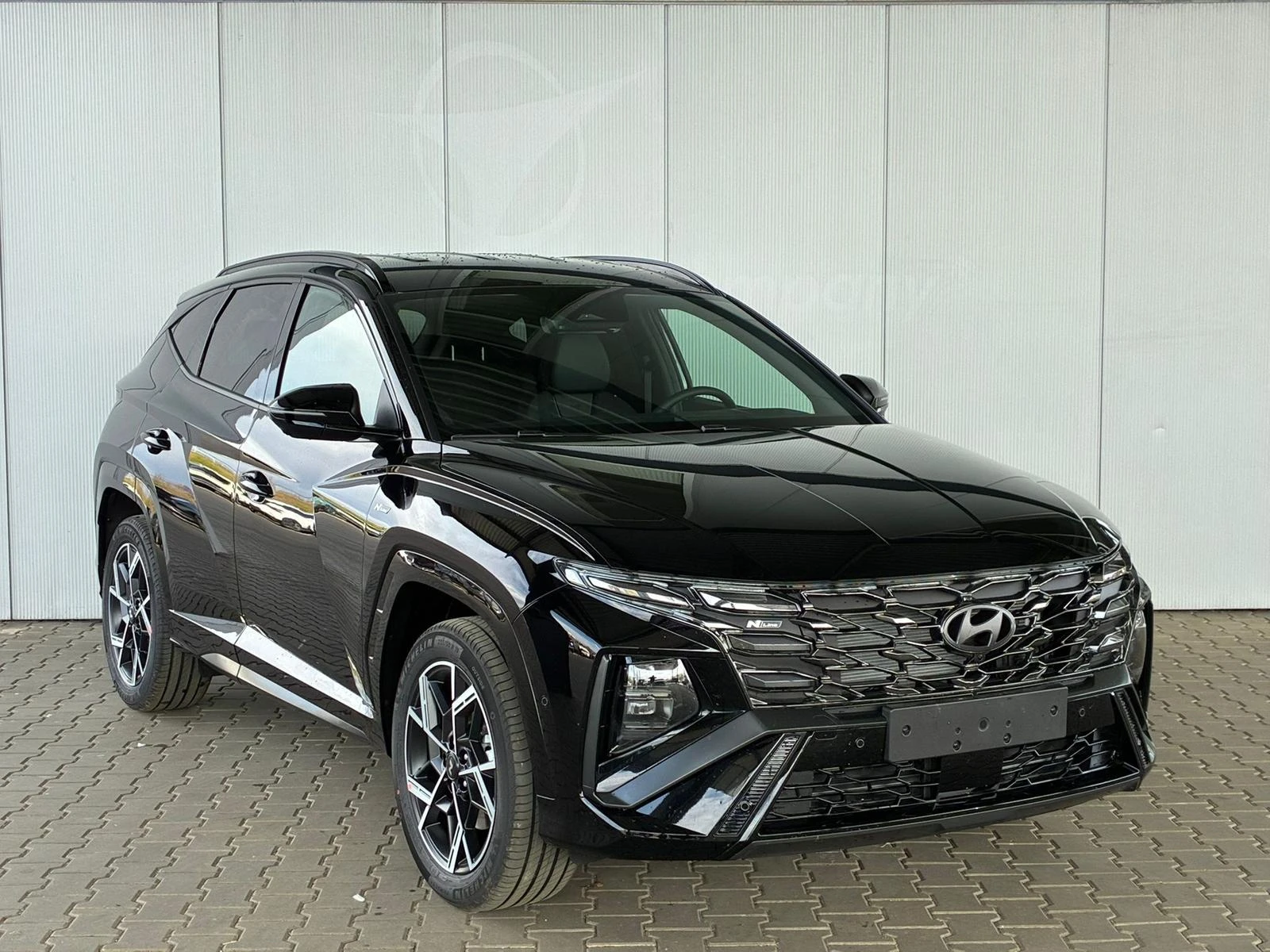 Hyundai Tucson 1.6 N Line, снимка 2 - Автомобили и джипове - 54293765