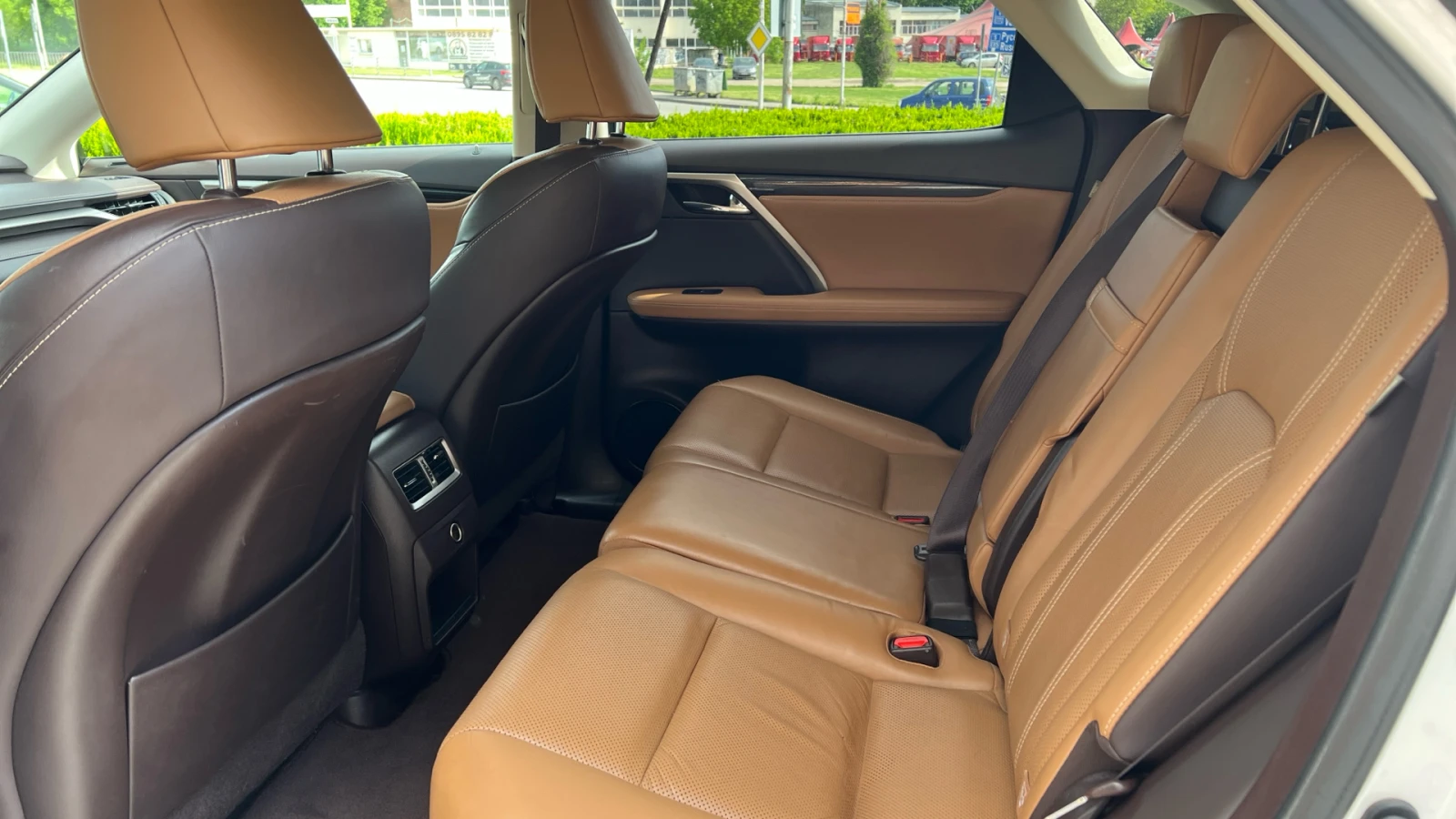 Lexus RX 450h 3, 5 V6 Hybrid Luxury, снимка 14 - Автомобили и джипове - 54553403