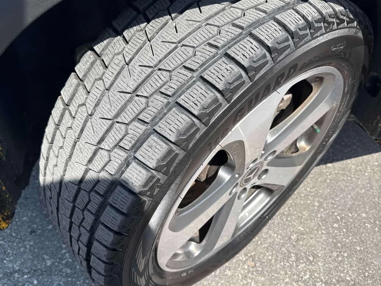 Mercedes-Benz GLC 300 * 4MATIC * ПРЕДСТАВИТЕЛСТВО * 360, снимка 7 - Автомобили и джипове - 54683681