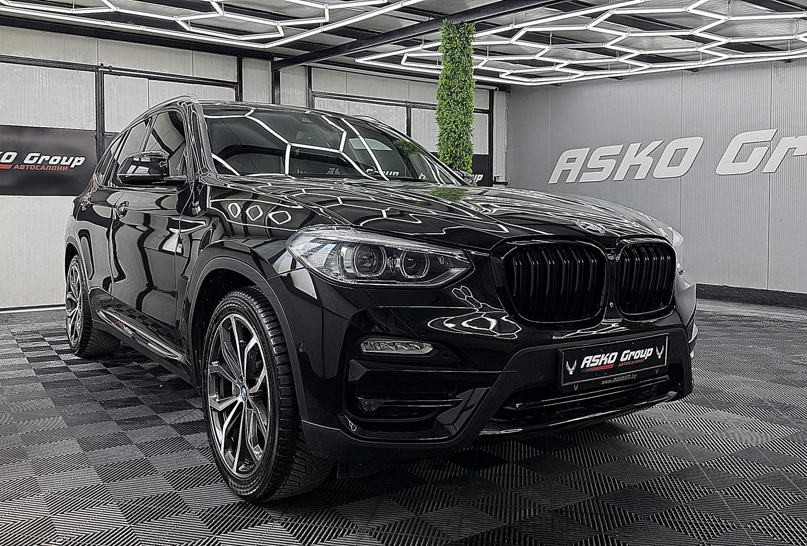 BMW X3 PANORAMA/M-paket/KeylessGo/360-k/СОБСТВЕН ЛИЗИНГ, снимка 3 - Автомобили и джипове - 54712146