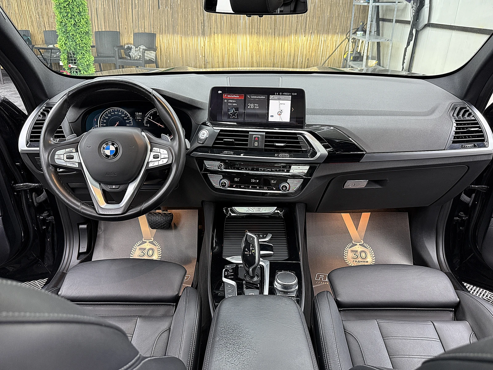 BMW X3 PANORAMA/M-paket/KeylessGo/360-k/СОБСТВЕН ЛИЗИНГ, снимка 14 - Автомобили и джипове - 54712146