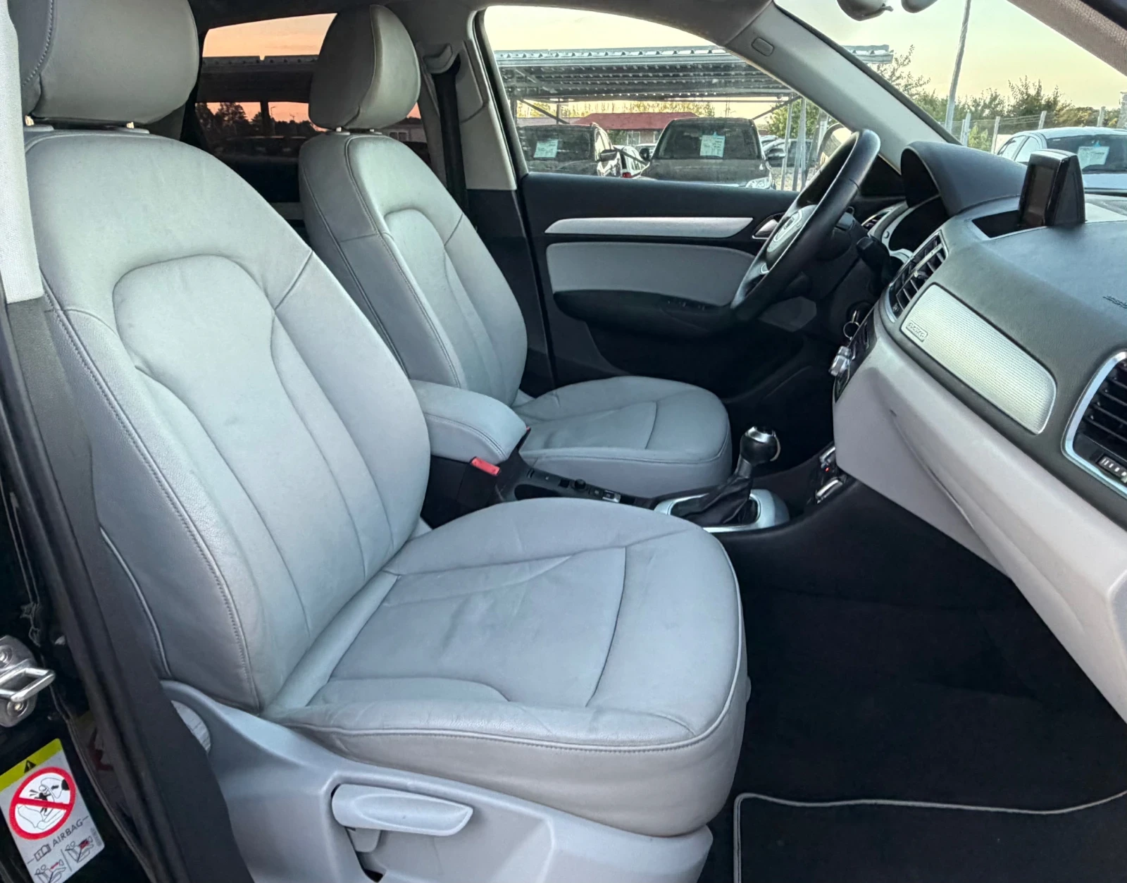 Audi Q3 2.0TDI QUATTRO ИТАЛИЯ, снимка 11 - Автомобили и джипове - 54907477