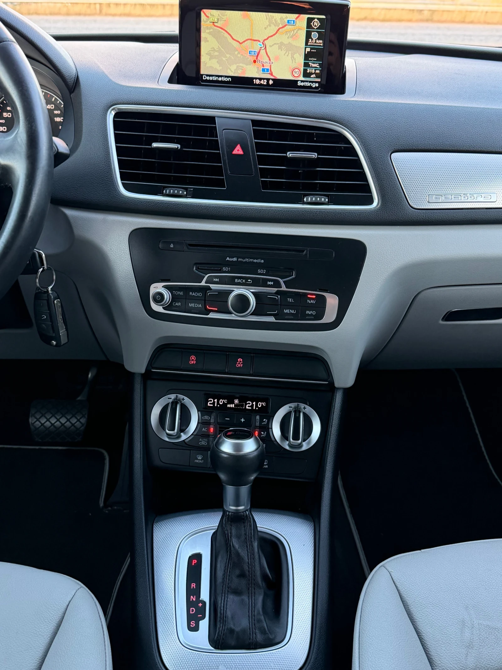 Audi Q3 2.0TDI QUATTRO ИТАЛИЯ, снимка 15 - Автомобили и джипове - 54907477