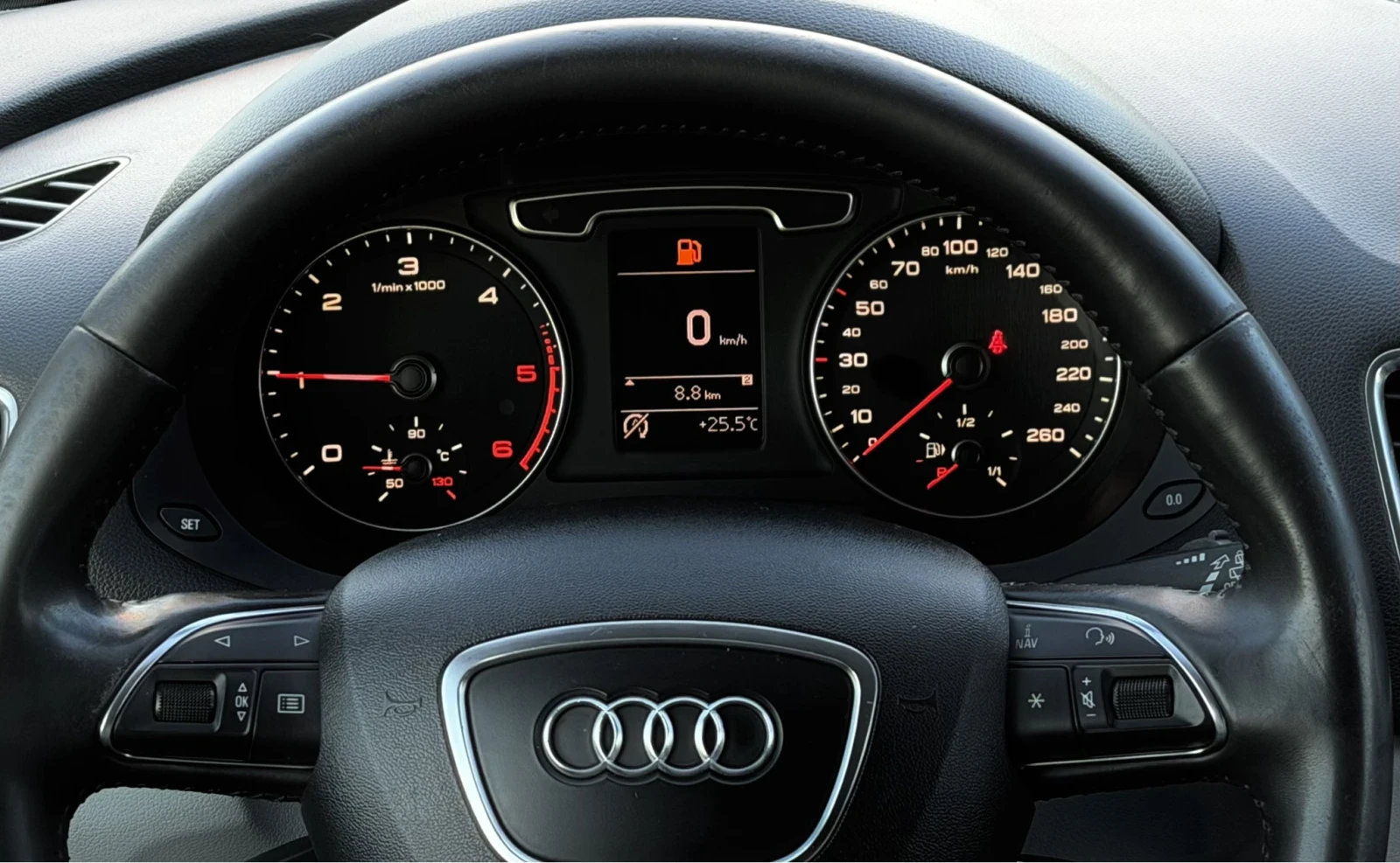 Audi Q3 2.0TDI QUATTRO ИТАЛИЯ, снимка 14 - Автомобили и джипове - 54907477