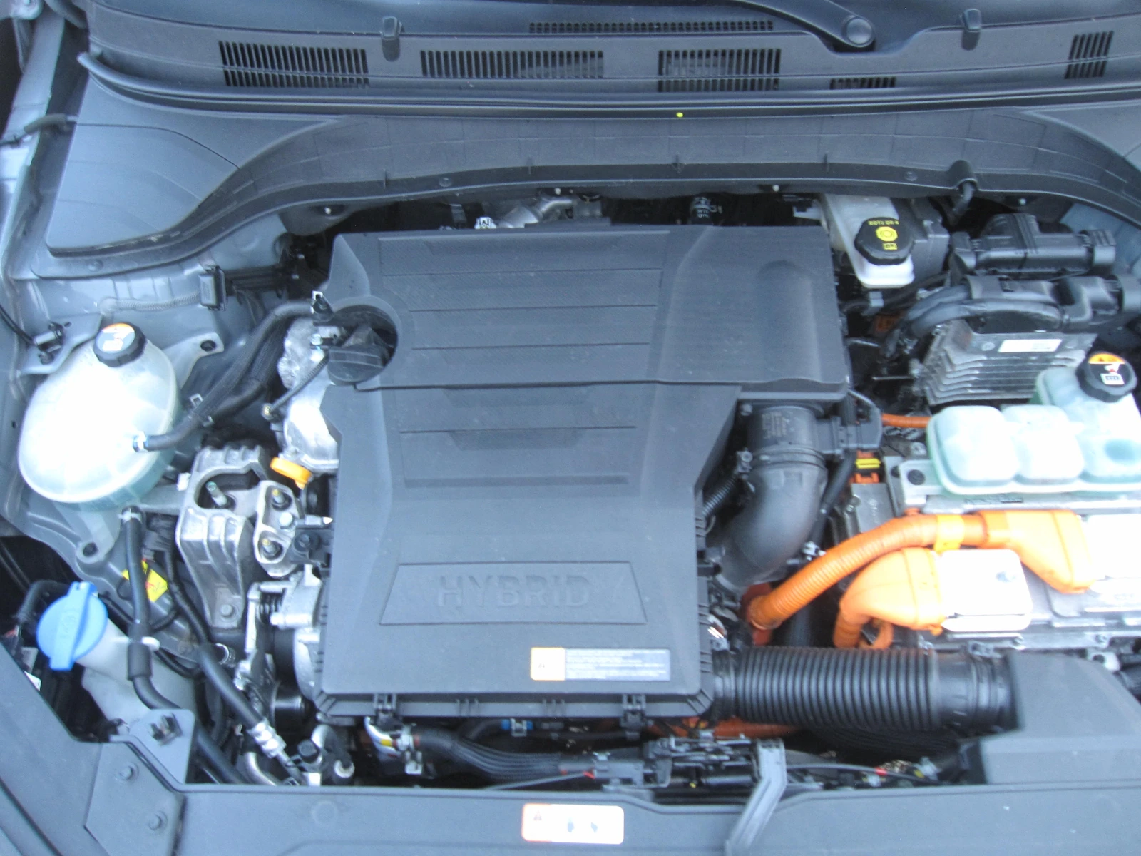 Hyundai Kona Хибрид 1, 6, снимка 15 - Автомобили и джипове - 55063613