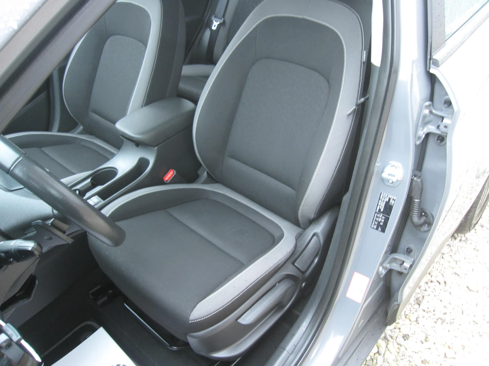 Hyundai Kona Хибрид 1, 6, снимка 10 - Автомобили и джипове - 55063613