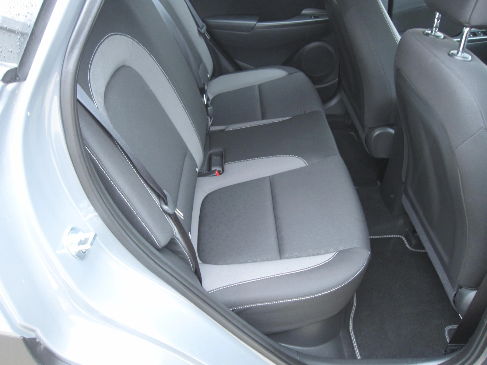 Hyundai Kona Хибрид 1, 6, снимка 13 - Автомобили и джипове - 55063613
