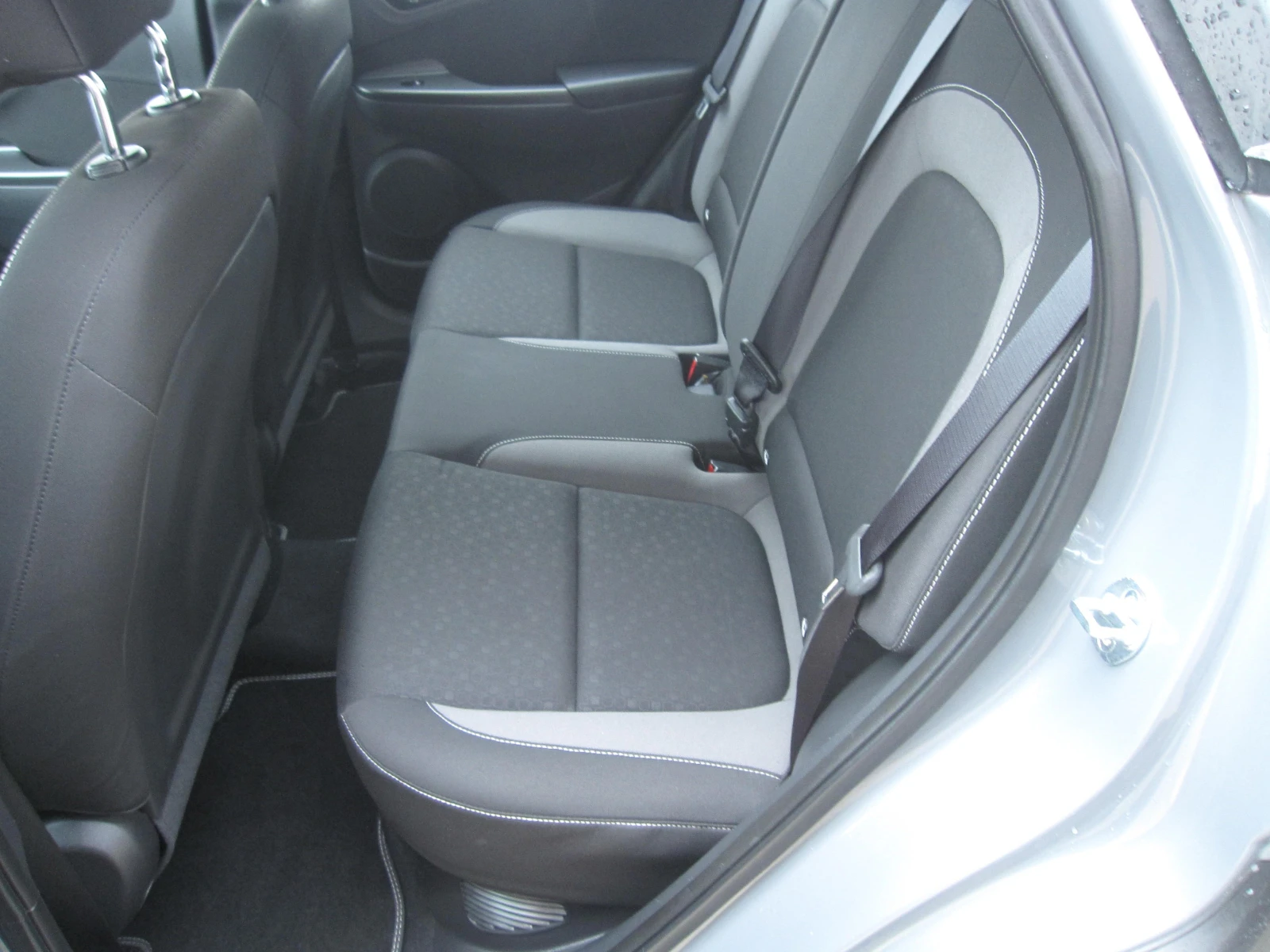 Hyundai Kona Хибрид 1, 6, снимка 12 - Автомобили и джипове - 55063613