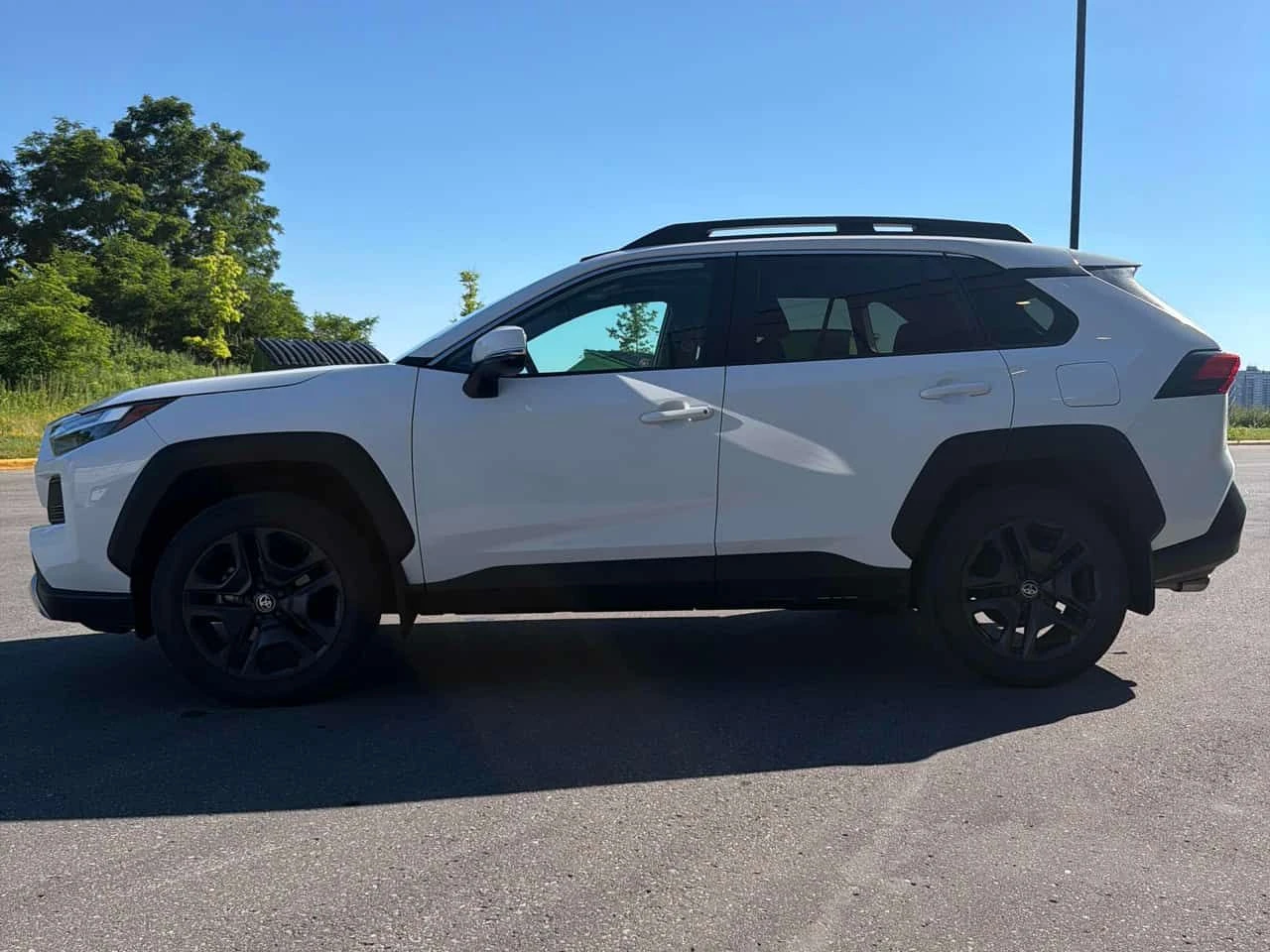 Toyota Rav4 * Trail* АВТОКРЕДИТ БЕЗ ПЪРВОНАЧАЛНА ВНОСКА* , снимка 2 - Автомобили и джипове - 55083021