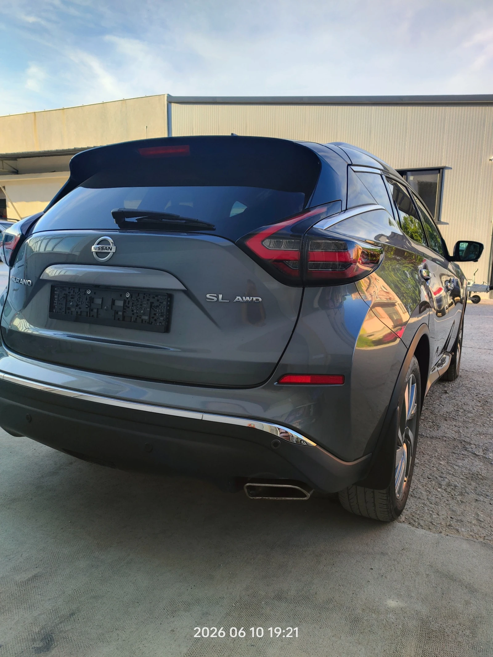 Nissan Murano, снимка 8 - Автомобили и джипове - 55630346