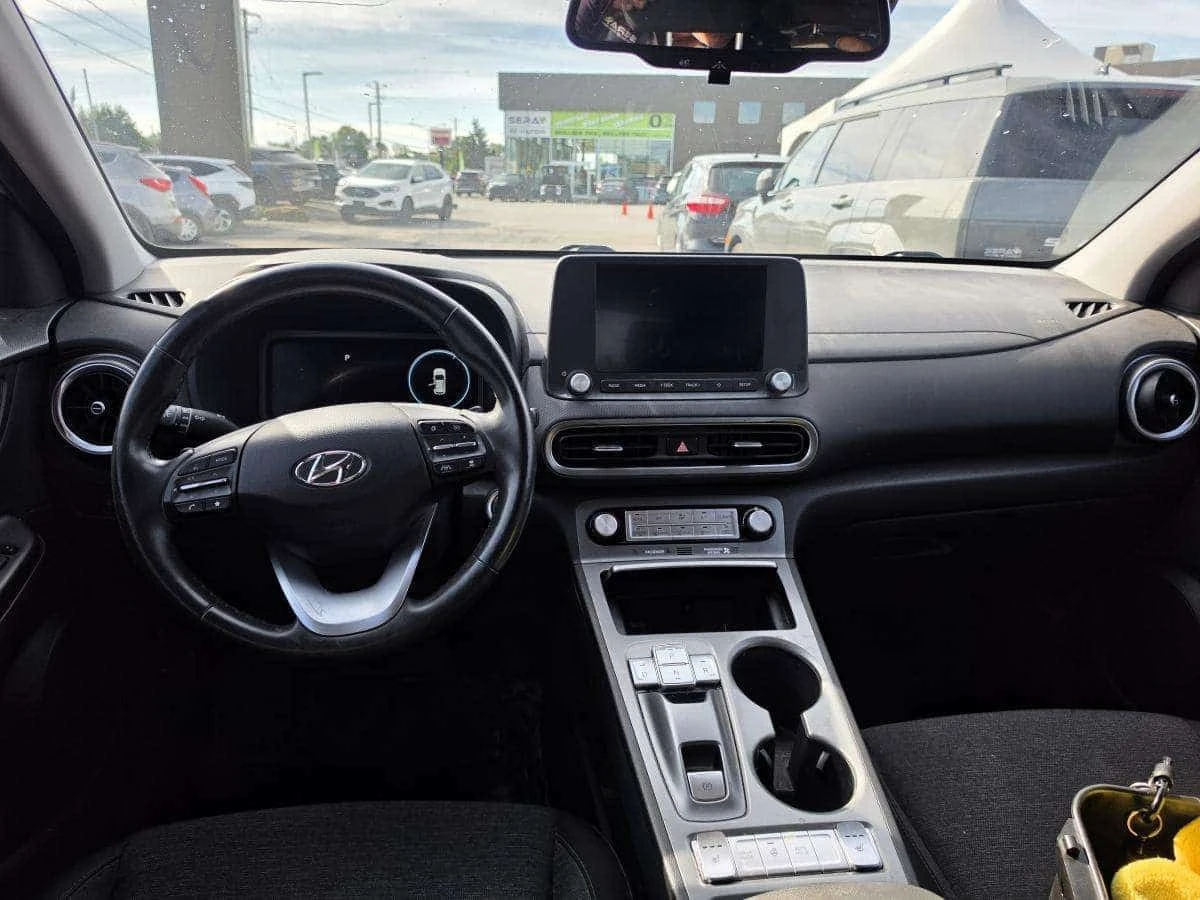 Hyundai Kona Preferred TA avec toit bicolore  CARFAX, снимка 9 - Автомобили и джипове - 55749314