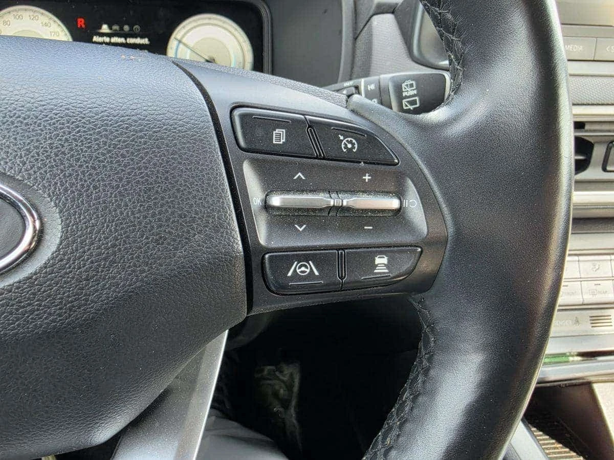 Hyundai Kona Preferred TA avec toit bicolore  CARFAX, снимка 16 - Автомобили и джипове - 55749314