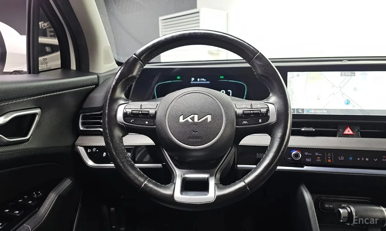 Kia Sportage * Gasoline 1.6 Turbo 2WD * БЕЗ ПЪРВОНАЧАЛНА ВНОСКА, снимка 13 - Автомобили и джипове - 55898065