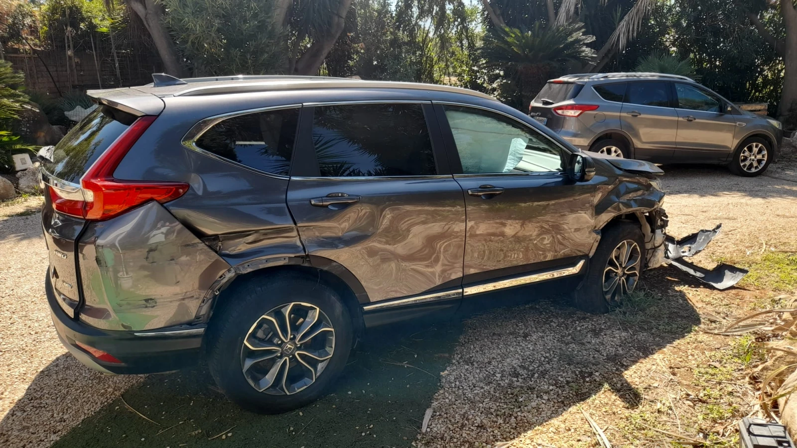 Honda Cr-v 2.0HYBRID, снимка 5 - Автомобили и джипове - 56130170