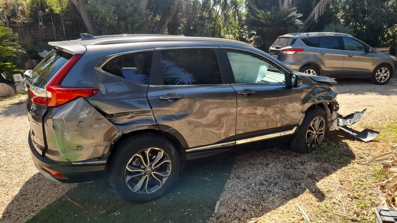 Honda Cr-v 2.0HYBRID, снимка 6 - Автомобили и джипове - 56130170