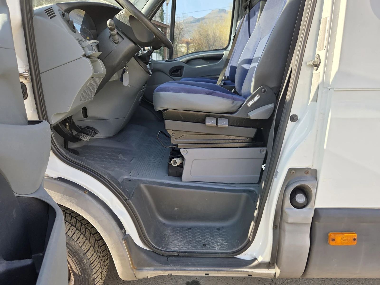 Iveco 35c13 Дв. Гума, снимка 8 - Бусове и автобуси - 53816592