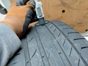 Гуми Летни 235/55R18, снимка 3