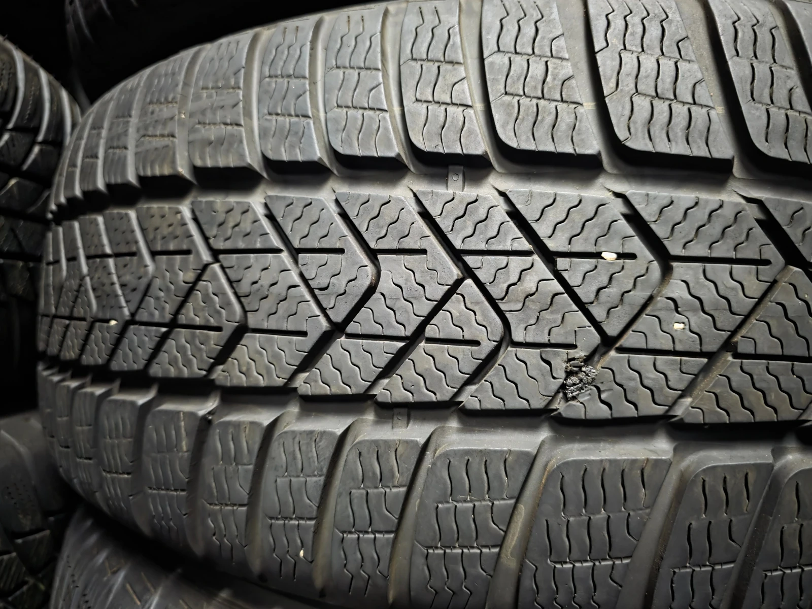 ���� 225/55R17 | Mobile.bg � ����������� 2