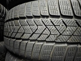 Гуми Зимни 225/55R17, снимка 2 - Гуми и джанти - 53122956