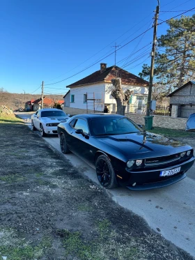 Dodge Challenger 5.7, снимка 5