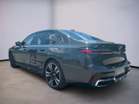 BMW i7 M70 / xDrive / THEATRE SCREEN / B&W / EXECUTIVE / , снимка 3