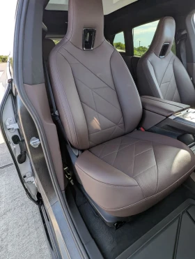 BMW iX xDrive50 M-Sport, снимка 14