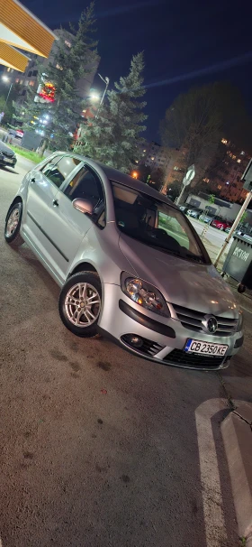     VW Golf Plus .  10/100