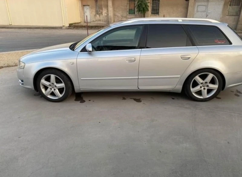 Audi A4, снимка 3 - Автомобили и джипове - 47248187