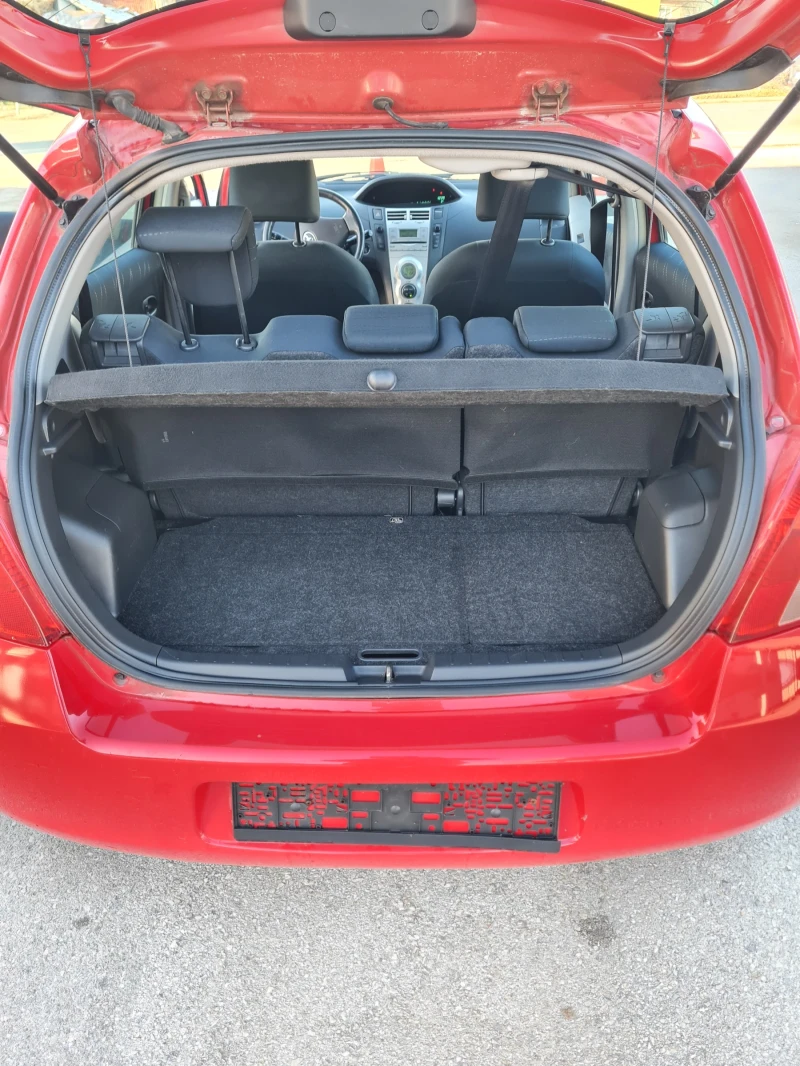 Toyota Yaris 1.3 VVTI  87к.с.2006г. Бензин , снимка 12 - Автомобили и джипове - 48584430