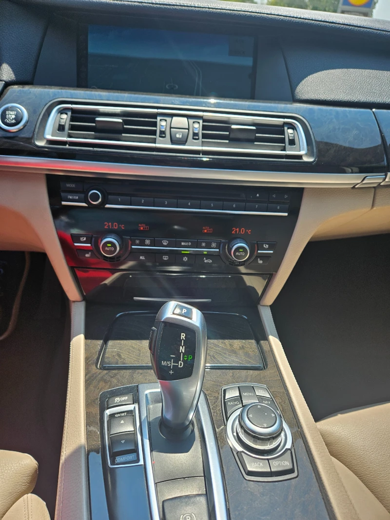 BMW 740, снимка 10 - Автомобили и джипове - 48855283