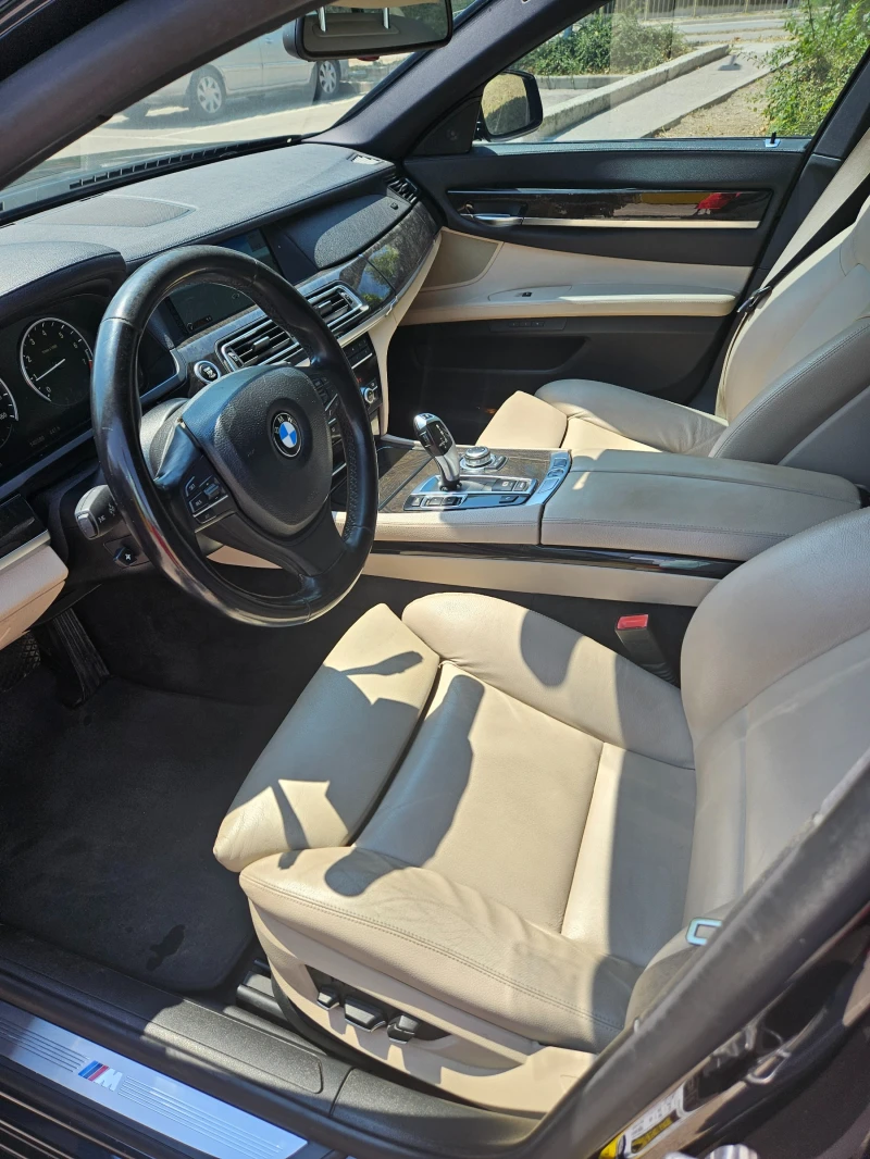 BMW 740, снимка 3 - Автомобили и джипове - 48855283