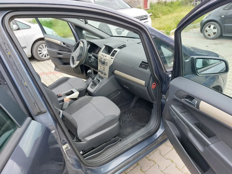 Opel Zafira 1.9 CDTI, снимка 7 - Автомобили и джипове - 52220126