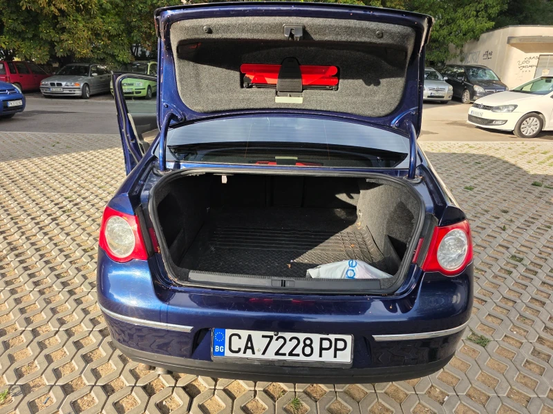 VW Passat, снимка 9 - Автомобили и джипове - 52583205