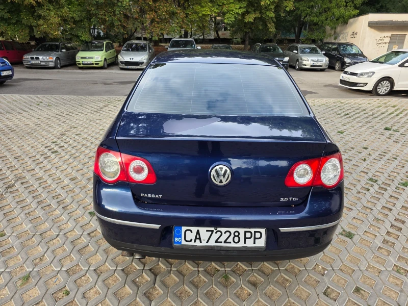 VW Passat, снимка 5 - Автомобили и джипове - 52583205