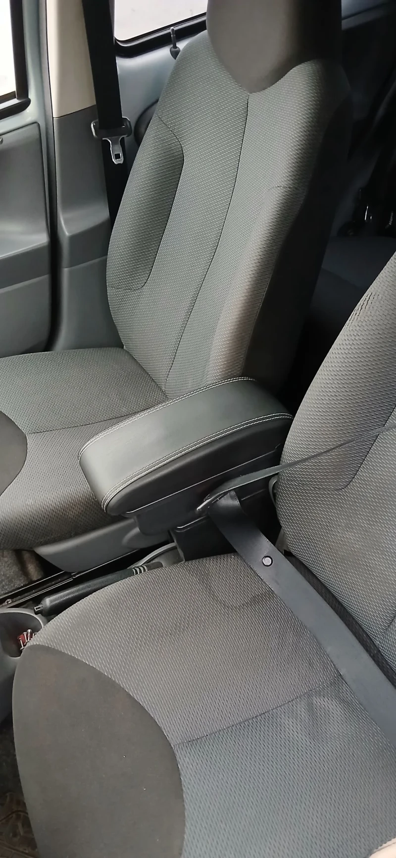 Toyota Aygo, снимка 7 - Автомобили и джипове - 52530427