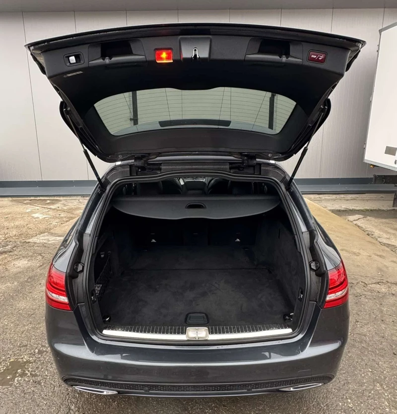 Mercedes-Benz C 220 AMG, панорама, снимка 14 - Автомобили и джипове - 52635386