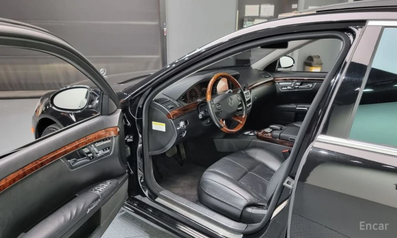 Mercedes-Benz S 550, снимка 10 - Автомобили и джипове - 52820099