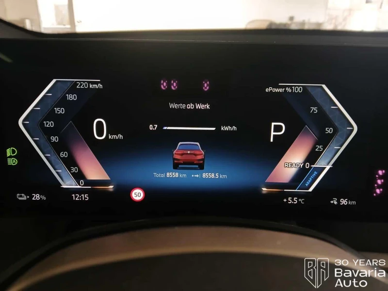 BMW iX 40 xDrive Sport, снимка 9 - Автомобили и джипове - 52834381