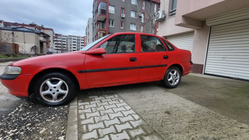 Opel Vectra Газ бензин, снимка 2 - Автомобили и джипове - 53305291