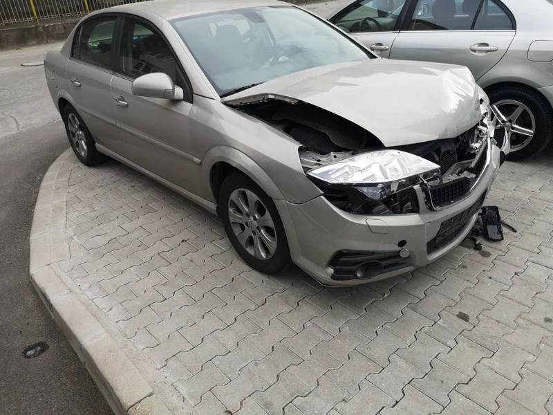 Opel Vectra 1.8i, снимка 1 - Автомобили и джипове - 45944424