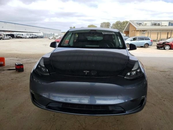 Tesla Model Y, снимка 6 - Автомобили и джипове - 56082734