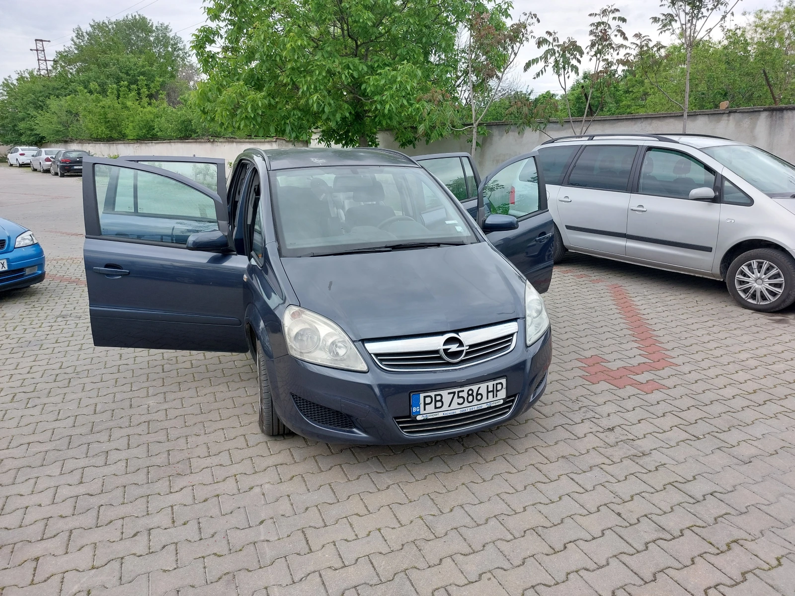 Opel Zafira 1.9 CDTI, снимка 1